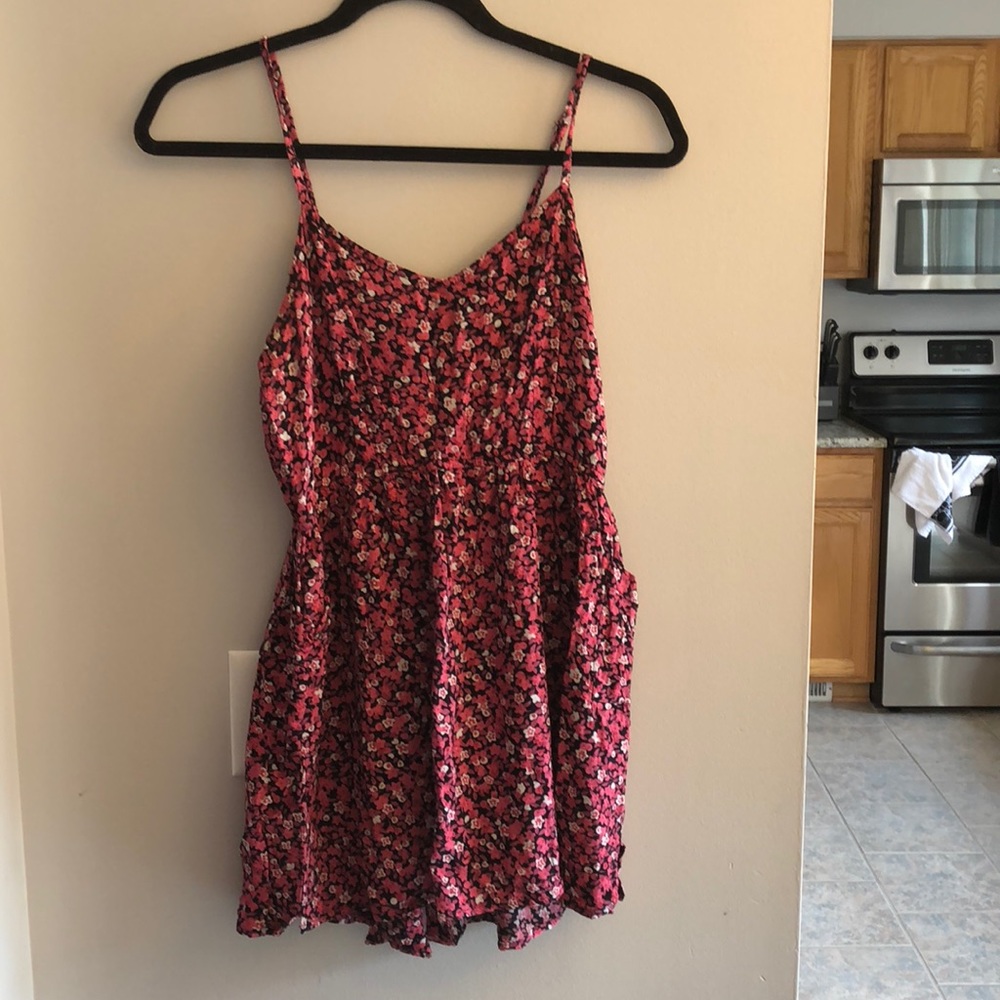 Dress need to wear leggings underneath